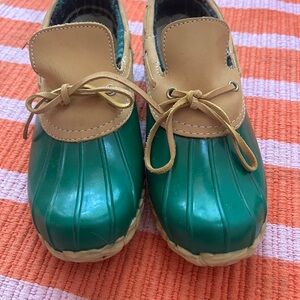 GUC Green and Tan size 8 duck shoes for rainy days, gardening. Classic